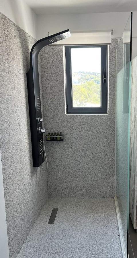 Airport Luxury Stay Artemida  Exterior photo